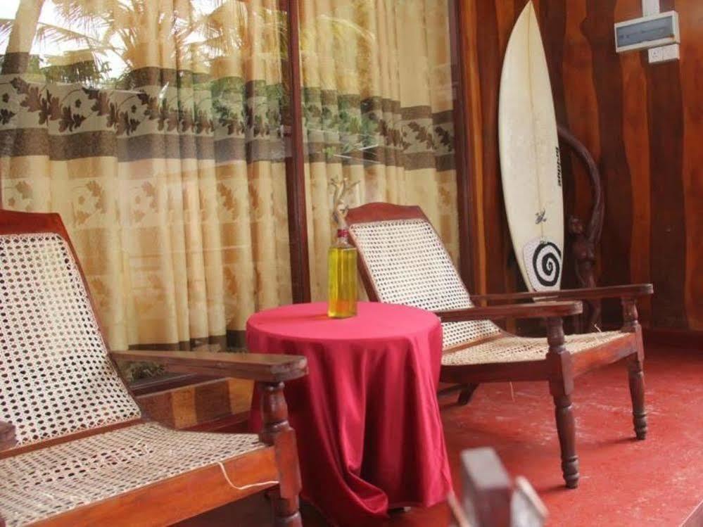Dinu'S Resort Talaramba エクステリア 写真