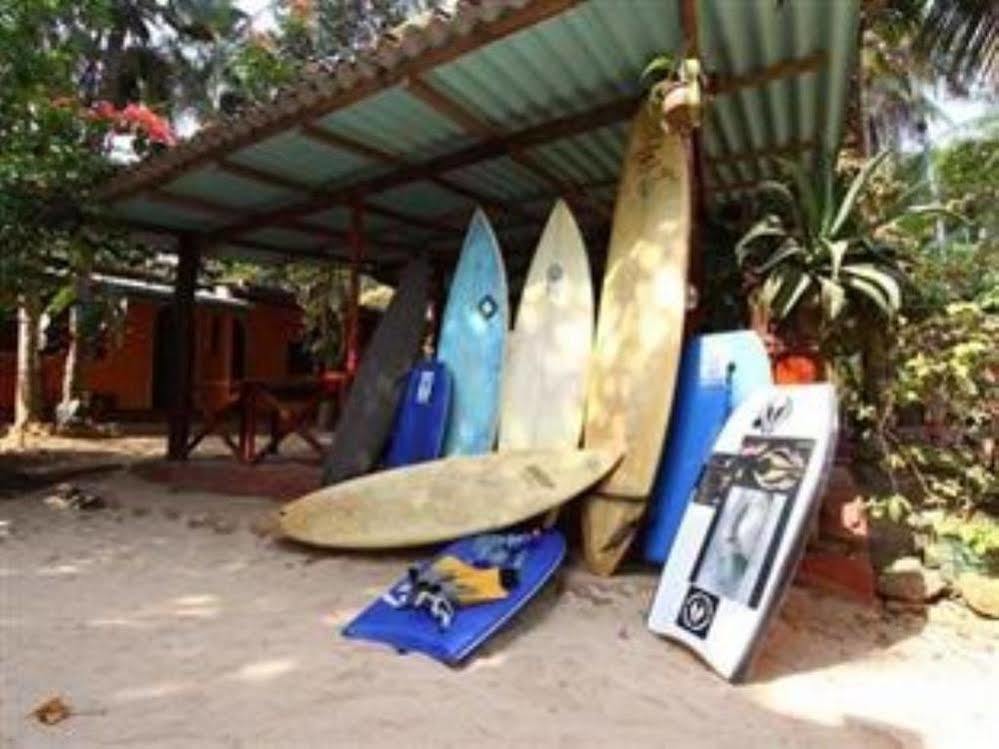 Dinu'S Resort Talaramba エクステリア 写真